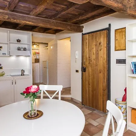 Apartment In Falegnami *