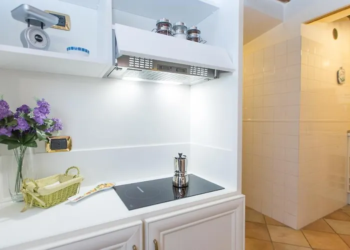 In Falegnami דירה *